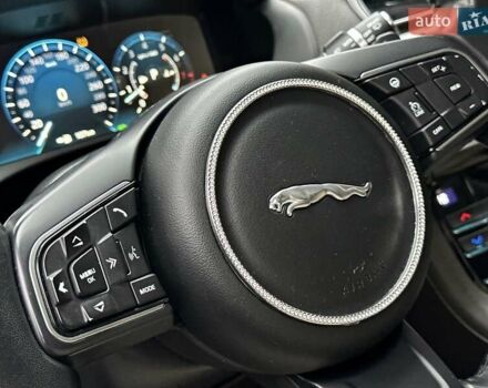 Коричневый Ягуар Ф-Пейс, объемом двигателя 3 л и пробегом 211 тыс. км за 17800 $, фото 30 на Automoto.ua