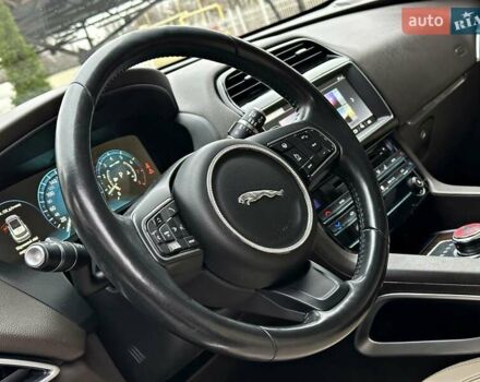 Коричневый Ягуар Ф-Пейс, объемом двигателя 3 л и пробегом 211 тыс. км за 17800 $, фото 29 на Automoto.ua