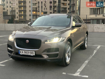 Ягуар Ф-Пейс 2016 в Киеве на Automoto.ua Коричневый Ягуар Ф-Пейс, объемом двигателя 2 л и пробегом 150 тыс. км за 26500 $, фото 1 на Automoto.ua