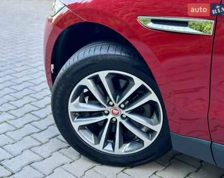Красный Ягуар Ф-Пейс, объемом двигателя 3 л и пробегом 65 тыс. км за 20000 $, фото 8 на Automoto.ua
