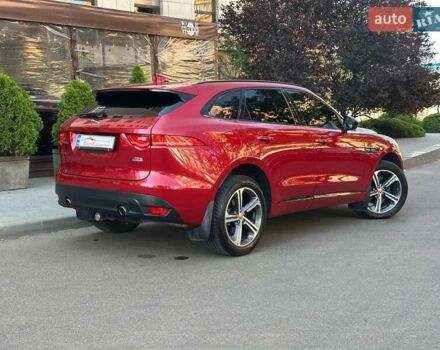Красный Ягуар Ф-Пейс, объемом двигателя 3 л и пробегом 90 тыс. км за 19999 $, фото 10 на Automoto.ua