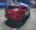 Красный Ягуар Ф-Пейс, объемом двигателя 3 л и пробегом 104 тыс. км за 26500 $, фото 4 на Automoto.ua