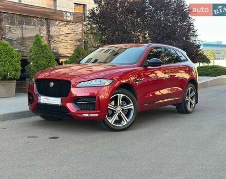 Красный Ягуар Ф-Пейс, объемом двигателя 3 л и пробегом 90 тыс. км за 19999 $, фото 2 на Automoto.ua