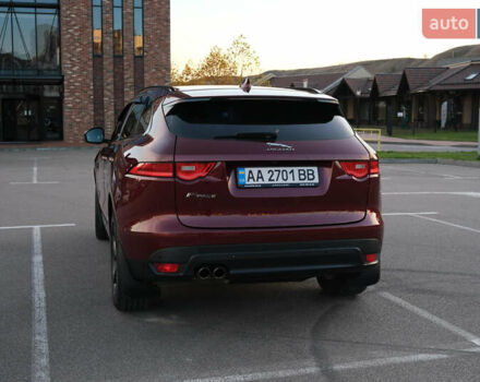 Красный Ягуар Ф-Пейс, объемом двигателя 2 л и пробегом 214 тыс. км за 22500 $, фото 12 на Automoto.ua
