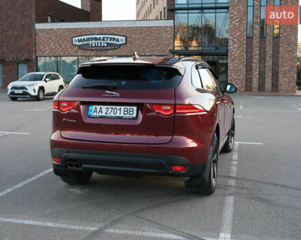 Красный Ягуар Ф-Пейс, объемом двигателя 2 л и пробегом 214 тыс. км за 22500 $, фото 14 на Automoto.ua