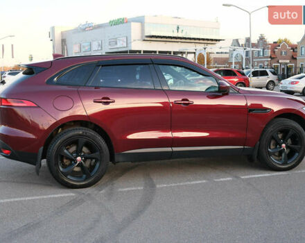 Красный Ягуар Ф-Пейс, объемом двигателя 2 л и пробегом 214 тыс. км за 22500 $, фото 18 на Automoto.ua