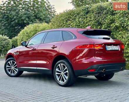 Красный Ягуар Ф-Пейс, объемом двигателя 3 л и пробегом 65 тыс. км за 20000 $, фото 12 на Automoto.ua
