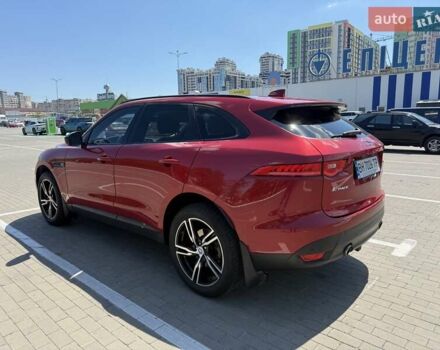 Красный Ягуар Ф-Пейс, объемом двигателя 3 л и пробегом 115 тыс. км за 21500 $, фото 4 на Automoto.ua