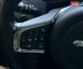 Красный Ягуар Ф-Пейс, объемом двигателя 3 л и пробегом 90 тыс. км за 19999 $, фото 29 на Automoto.ua