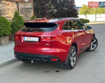 Красный Ягуар Ф-Пейс, объемом двигателя 3 л и пробегом 90 тыс. км за 19999 $, фото 11 на Automoto.ua