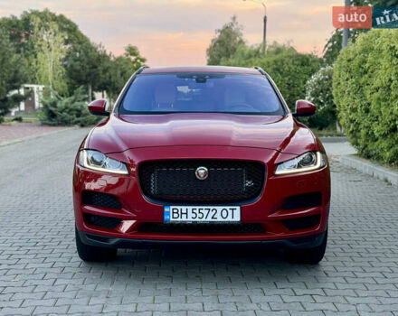Красный Ягуар Ф-Пейс, объемом двигателя 3 л и пробегом 65 тыс. км за 20000 $, фото 13 на Automoto.ua