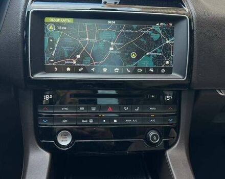 Ягуар Ф-Пейс 2016 у Києві на Automoto.ua Червоний Ягуар Ф-Пейс, об'ємом двигуна 2 л та пробігом 131 тис. км за 24500 $, фото 11 на Automoto.ua