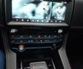 Красный Ягуар Ф-Пейс, объемом двигателя 3 л и пробегом 104 тыс. км за 26500 $, фото 10 на Automoto.ua