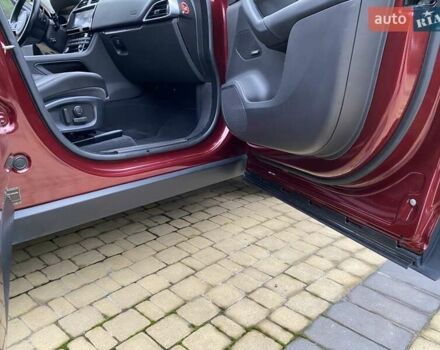 Червоний Ягуар Ф-Пейс, об'ємом двигуна 2 л та пробігом 125 тис. км за 25500 $, фото 13 на Automoto.ua