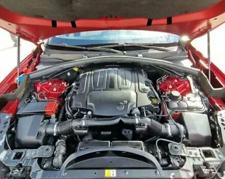 Красный Ягуар Ф-Пейс, объемом двигателя 3 л и пробегом 86 тыс. км за 24000 $, фото 3 на Automoto.ua