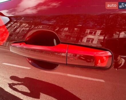 Красный Ягуар Ф-Пейс, объемом двигателя 2 л и пробегом 37 тыс. км за 23440 $, фото 10 на Automoto.ua