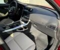Червоний Ягуар Ф-Пейс, об'ємом двигуна 2 л та пробігом 68 тис. км за 25000 $, фото 27 на Automoto.ua