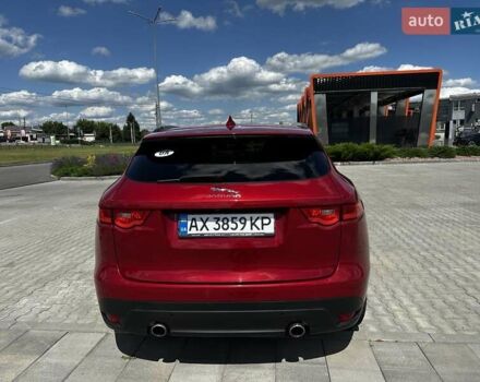 Красный Ягуар Ф-Пейс, объемом двигателя 2 л и пробегом 70 тыс. км за 24500 $, фото 8 на Automoto.ua