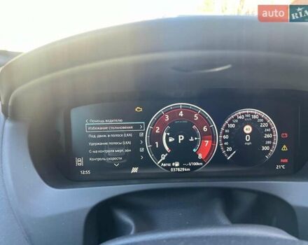 Красный Ягуар Ф-Пейс, объемом двигателя 3 л и пробегом 42 тыс. км за 30999 $, фото 14 на Automoto.ua