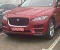 Красный Ягуар Ф-Пейс, объемом двигателя 2 л и пробегом 170 тыс. км за 20150 $, фото 4 на Automoto.ua