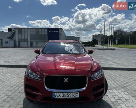 Червоний Ягуар Ф-Пейс, об'ємом двигуна 2 л та пробігом 68 тис. км за 25000 $, фото 4 на Automoto.ua