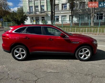 Красный Ягуар Ф-Пейс, объемом двигателя 2 л и пробегом 37 тыс. км за 23440 $, фото 5 на Automoto.ua