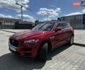 Красный Ягуар Ф-Пейс, объемом двигателя 2 л и пробегом 70 тыс. км за 24500 $, фото 1 на Automoto.ua