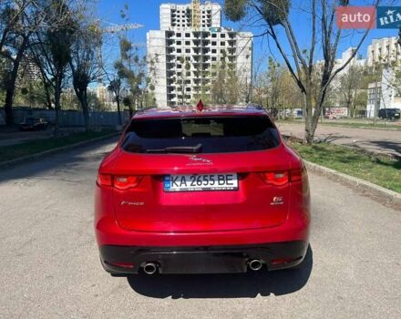 Красный Ягуар Ф-Пейс, объемом двигателя 3 л и пробегом 42 тыс. км за 30999 $, фото 5 на Automoto.ua