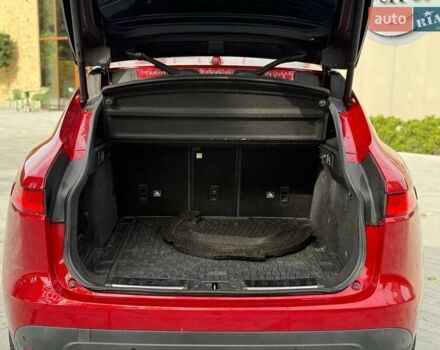 Червоний Ягуар Ф-Пейс, об'ємом двигуна 3 л та пробігом 149 тис. км за 13900 $, фото 8 на Automoto.ua