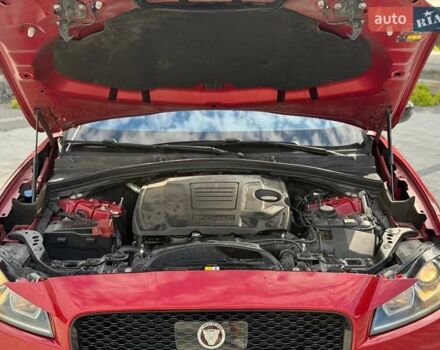 Червоний Ягуар Ф-Пейс, об'ємом двигуна 3 л та пробігом 149 тис. км за 13900 $, фото 19 на Automoto.ua