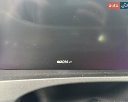 Червоний Ягуар Ф-Пейс, об'ємом двигуна 2 л та пробігом 68 тис. км за 34900 $, фото 13 на Automoto.ua