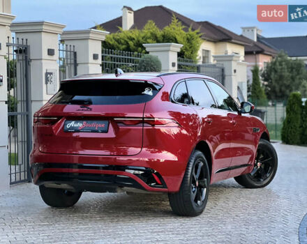 Красный Ягуар Ф-Пейс, объемом двигателя 2 л и пробегом 30 тыс. км за 44000 $, фото 16 на Automoto.ua