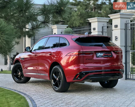Красный Ягуар Ф-Пейс, объемом двигателя 2 л и пробегом 30 тыс. км за 44000 $, фото 10 на Automoto.ua