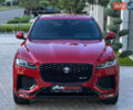Красный Ягуар Ф-Пейс, объемом двигателя 2 л и пробегом 30 тыс. км за 44000 $, фото 1 на Automoto.ua