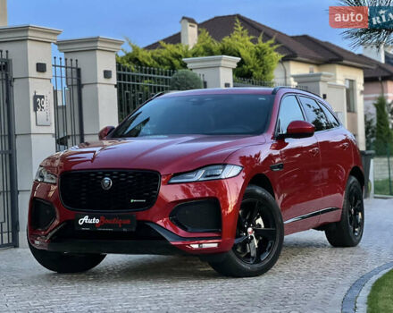 Красный Ягуар Ф-Пейс, объемом двигателя 2 л и пробегом 30 тыс. км за 44000 $, фото 6 на Automoto.ua