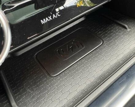 Червоний Ягуар Ф-Пейс, об'ємом двигуна 2 л та пробігом 53 тис. км за 38500 $, фото 19 на Automoto.ua