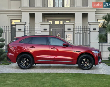 Красный Ягуар Ф-Пейс, объемом двигателя 2 л и пробегом 30 тыс. км за 44000 $, фото 18 на Automoto.ua