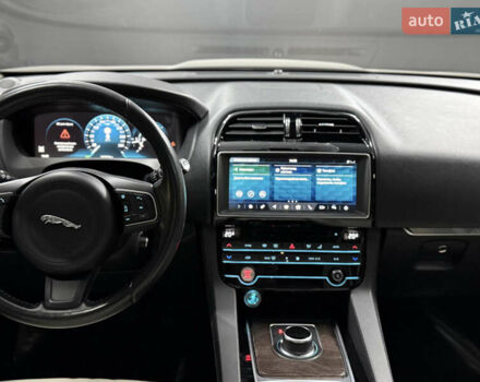 Ягуар Ф-Пейс 2016 у Одесі на Automoto.ua Ягуар Ф-Пейс, об'ємом двигуна 1.99 л та пробігом 103 тис. км за 26500 $, фото 16 на Automoto.ua