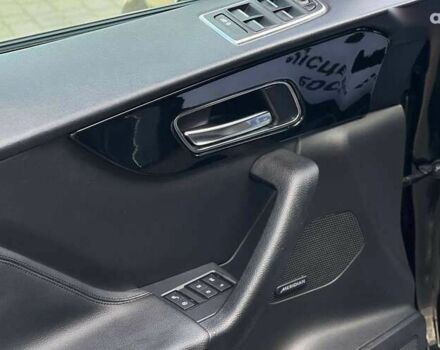 Ягуар Ф-Пейс, объемом двигателя 2 л и пробегом 97 тыс. км за 25500 $, фото 9 на Automoto.ua