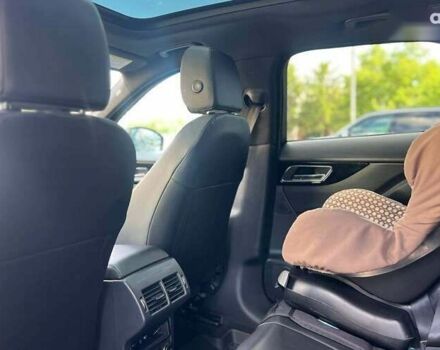 Ягуар Ф-Пейс, объемом двигателя 2 л и пробегом 97 тыс. км за 25500 $, фото 23 на Automoto.ua