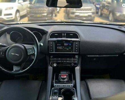 Ягуар Ф-Пейс, объемом двигателя 2 л и пробегом 97 тыс. км за 25500 $, фото 17 на Automoto.ua