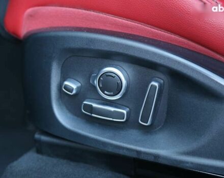 Ягуар Ф-Пейс, объемом двигателя 3 л и пробегом 87 тыс. км за 27200 $, фото 27 на Automoto.ua