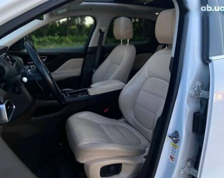 Ягуар Ф-Пейс, объемом двигателя 2 л и пробегом 49 тыс. км за 23490 $, фото 20 на Automoto.ua