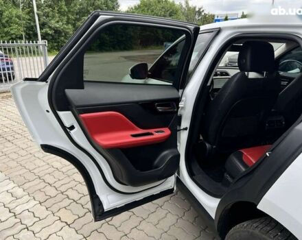 Ягуар Ф-Пейс, объемом двигателя 2 л и пробегом 177 тыс. км за 28990 $, фото 22 на Automoto.ua