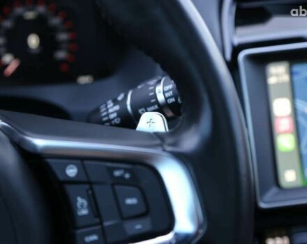 Ягуар Ф-Пейс, объемом двигателя 3 л и пробегом 87 тыс. км за 27200 $, фото 25 на Automoto.ua