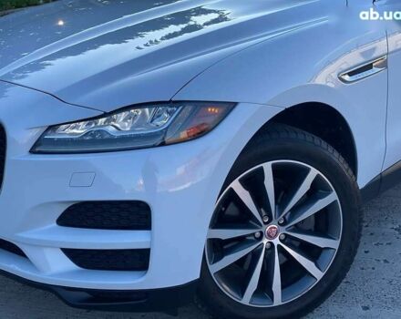 Ягуар Ф-Пейс, объемом двигателя 2 л и пробегом 49 тыс. км за 23490 $, фото 3 на Automoto.ua