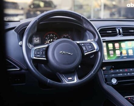 Ягуар Ф-Пейс, объемом двигателя 3 л и пробегом 87 тыс. км за 27200 $, фото 16 на Automoto.ua