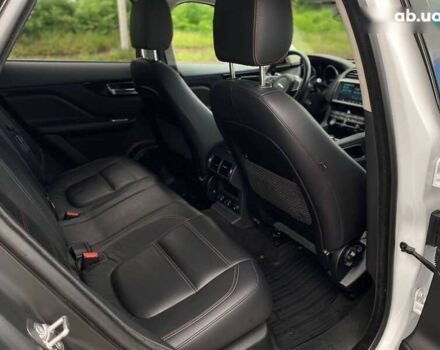 Ягуар Ф-Пейс, об'ємом двигуна 2 л та пробігом 121 тис. км за 23490 $, фото 19 на Automoto.ua