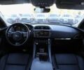 Ягуар Ф-Пейс, объемом двигателя 2 л и пробегом 40 тыс. км за 29500 $, фото 14 на Automoto.ua