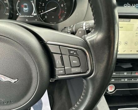 Ягуар Ф-Пейс, объемом двигателя 2 л и пробегом 114 тыс. км за 20500 $, фото 20 на Automoto.ua